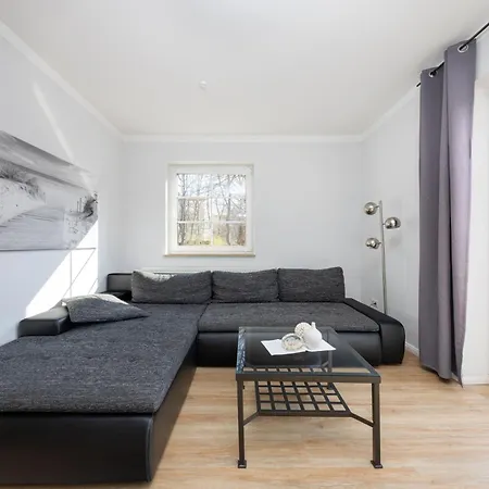 Cblue Am Yachthafen - Moewe Apartment *